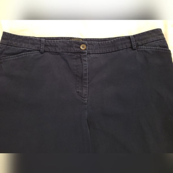 TALBOTS The Perfect Short Dark Navy Blue Shorts Size 16 - Picture 3 of 9